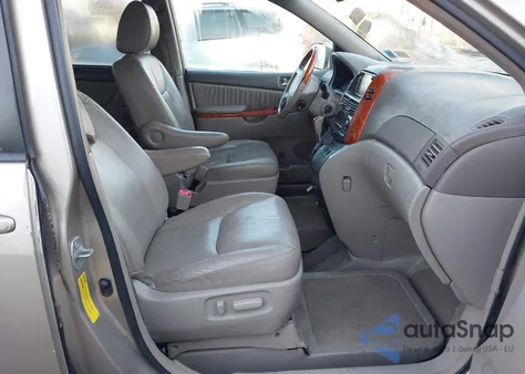 2010 Toyota Sienna Limited из США, поврежденный, VIN 5TDYK4CC3AS332779
